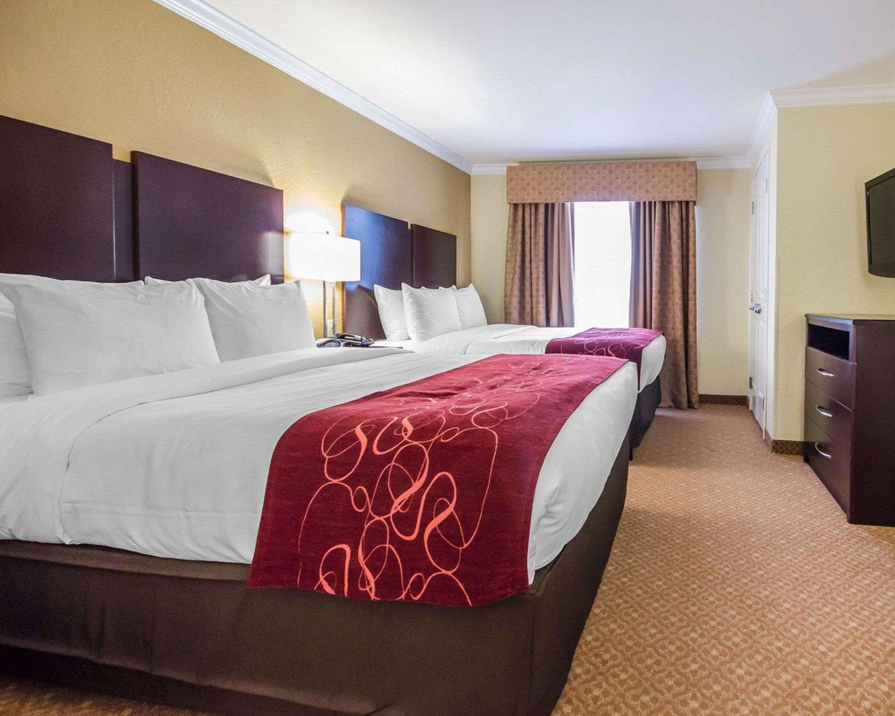 Comfort Suites Элизабеттаун Экстерьер фото