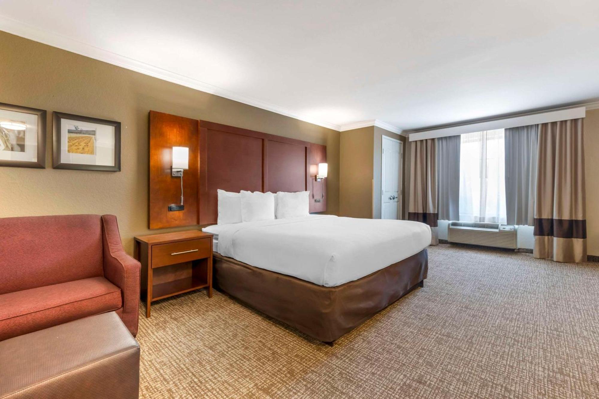 Comfort Suites Элизабеттаун Экстерьер фото
