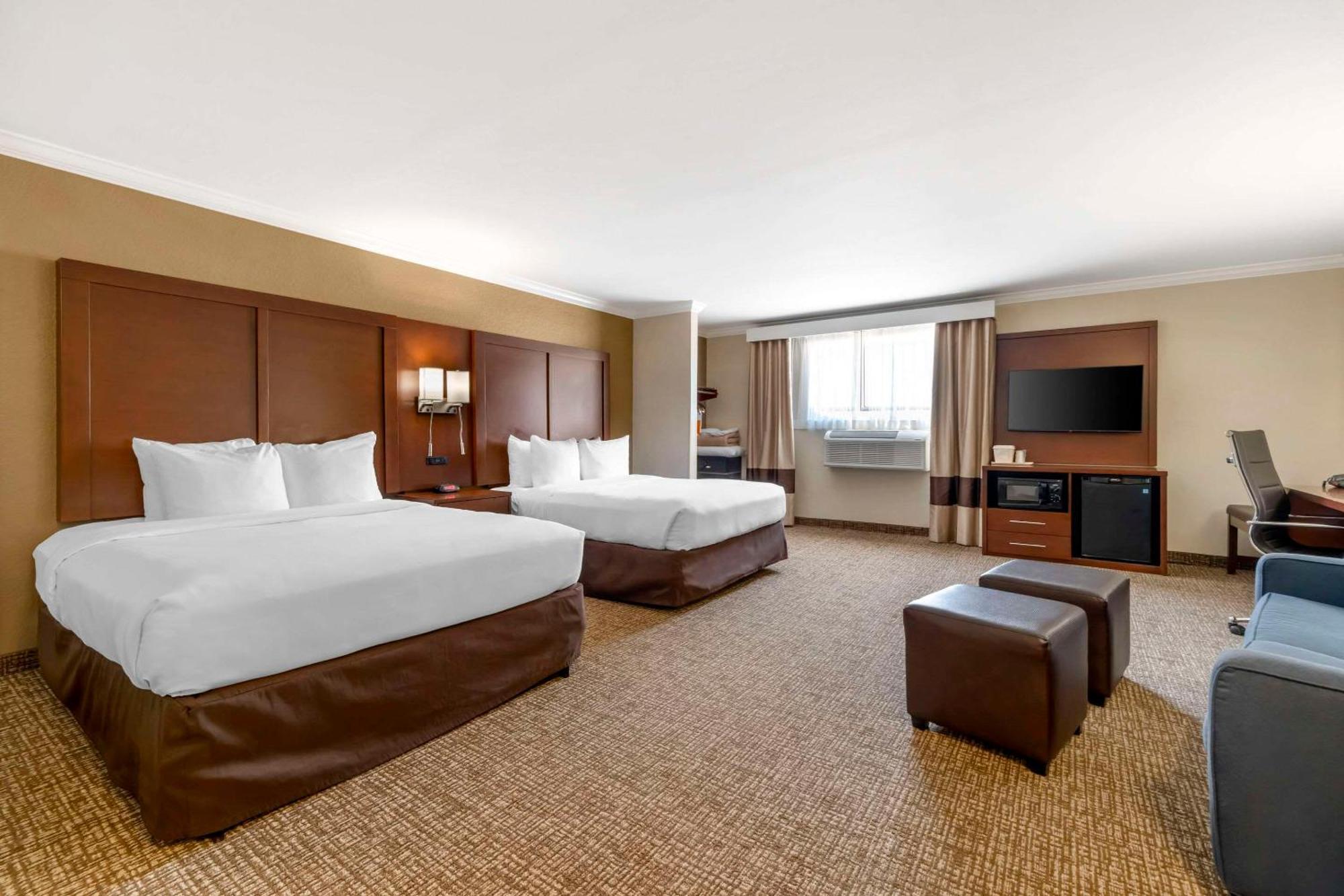 Comfort Suites Элизабеттаун Экстерьер фото