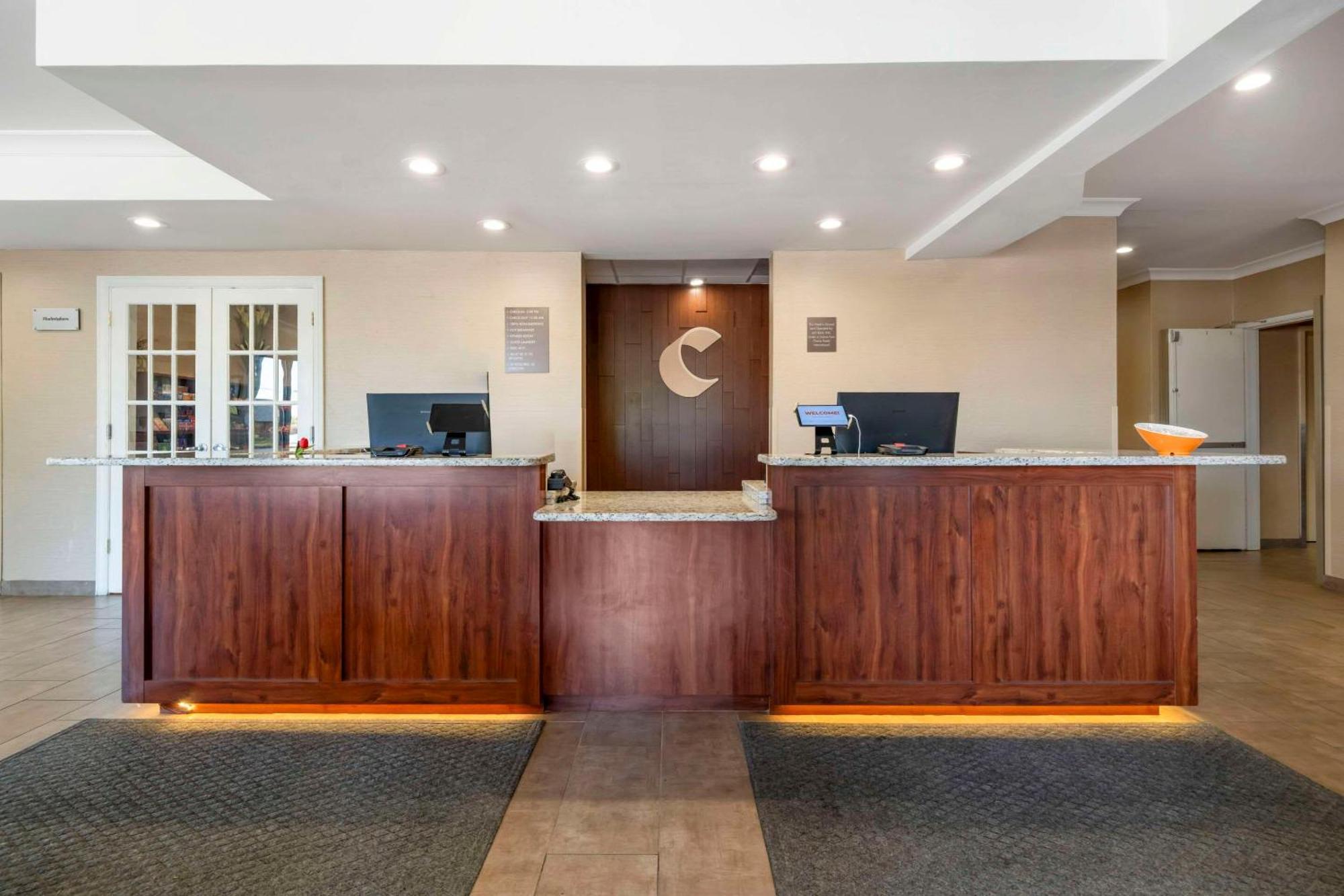 Comfort Suites Элизабеттаун Экстерьер фото